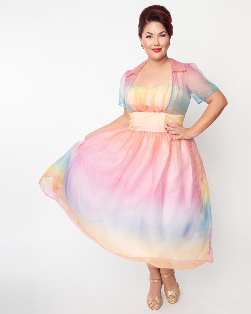 Pastel dress for chubby discount